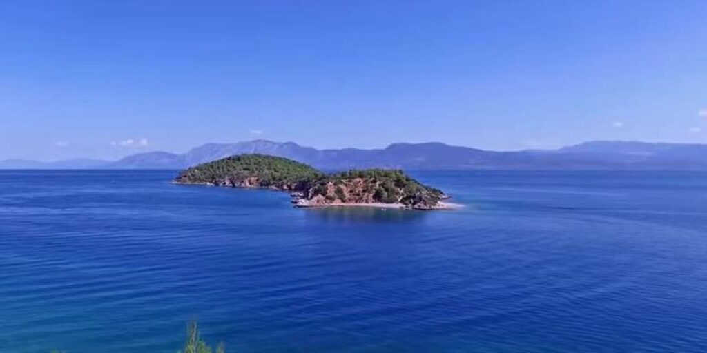 Εγγλεζονήσι: Το παραδεισένιο νησάκι