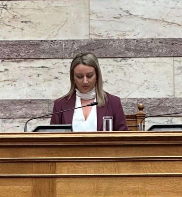Η Κατερίνα Καζάνη κατέθεσε τρεις νέες παρεμβάσεις