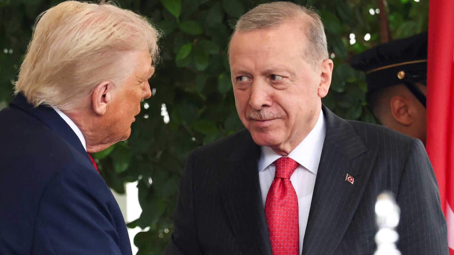 Τραμπ για F-35: Θα μπορούσαμε να κλείσουμε συμφωνία, αλλά ο Ερντογάν πρέπει να κάνει κάτι για μας