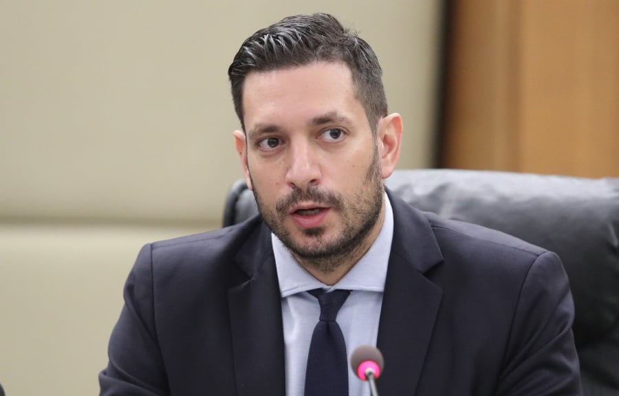 Το τηλεφώνημα Μαξίμου σε Κυρανάκη