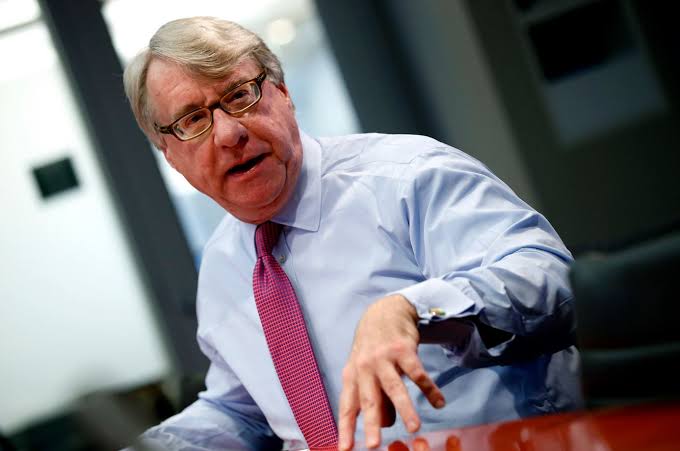 Ο «σορτάκιας» Jim Chanos προειδοποιεί: Έρχεται τσουνάμι επιχειρηματικών χρεοκοπιών