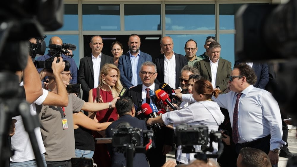 Ανατροπή στα Κατεχόμενα: Έχασε τις εκλογές ο Τατάρ – Νικητής ο Ερχιουμάν που απορρίπτει τη λύση δύο κρατών