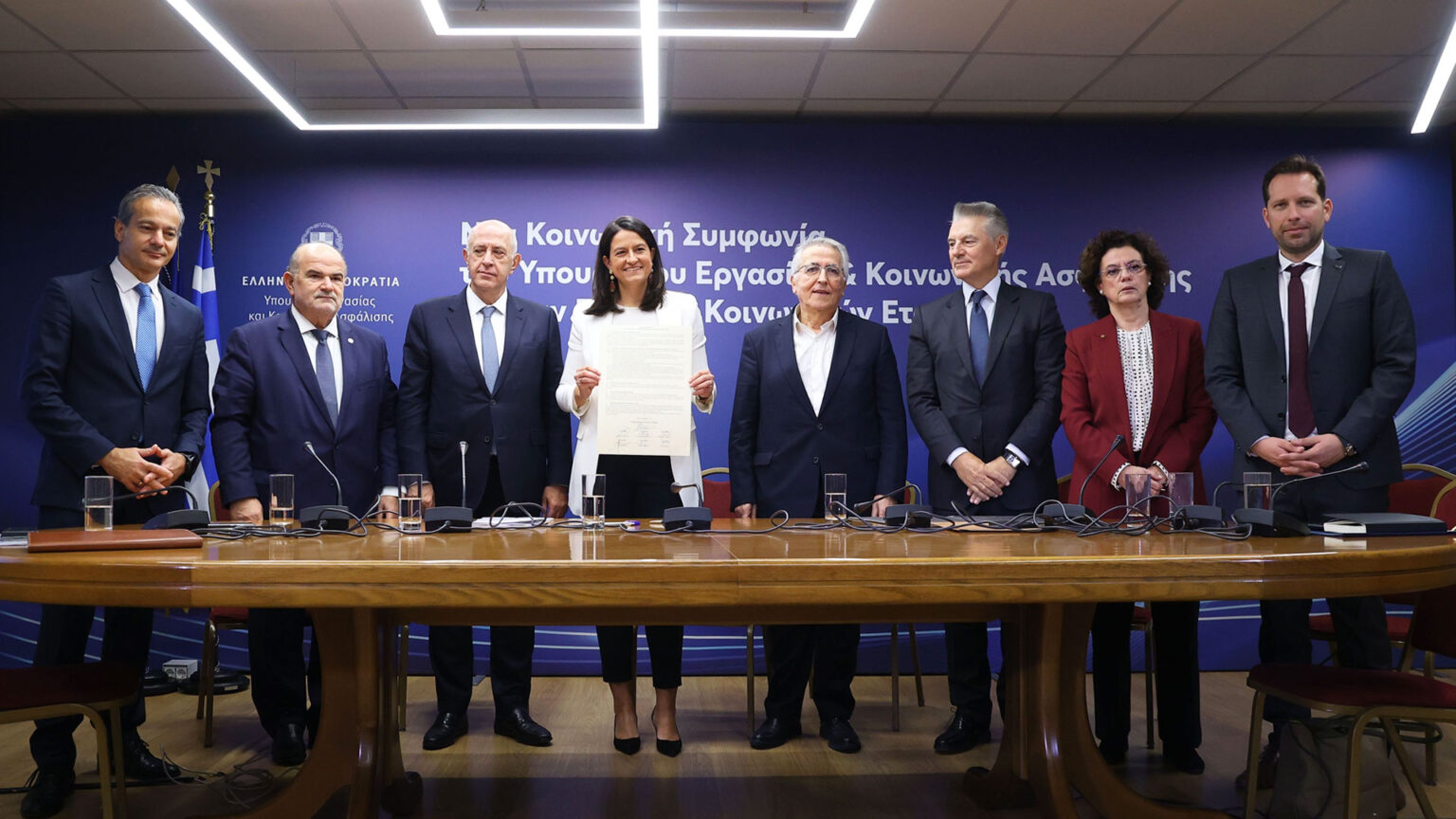Τι αλλάζει στην αγορά εργασίας η επαναφορά των συλλογικών συμβάσεων