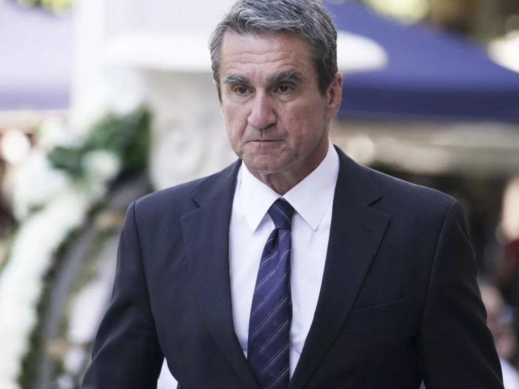 Ο γιος του Ανδρέα Λοβέρδου συνελήφθη μετά από καταδίωξη – «Ξέρεις ποιος είμαι εγώ;» φέρεται να είπε στους αστυνομικούς