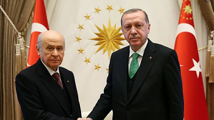 Η Τουρκία Βρίσκεται Μπροστά στο Ιστορικό της Βατερλώ: Οι Συνέπειες της Στρατηγικής Ερντογάν–Μπαχτσελί στο Κουρδικό