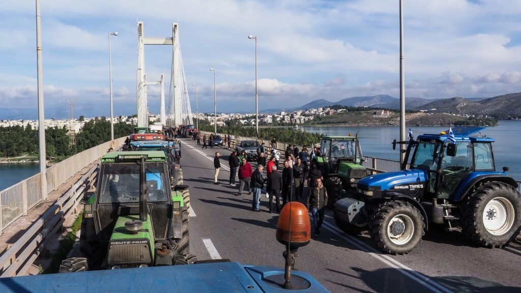 Η ελευθερία κίνησης (άρθρο 5 §4 Σ) και τα αγροτικά μπλόκα