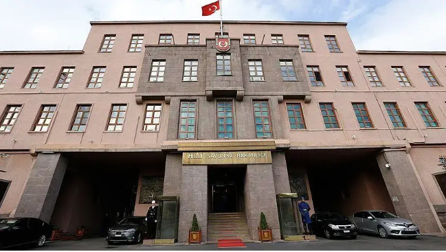 Ερωτήματα για την τουρκική αντίδραση στην κατάρριψη ΜΕΑ που προσέγγισε από τη Μαύρη Θάλασσα