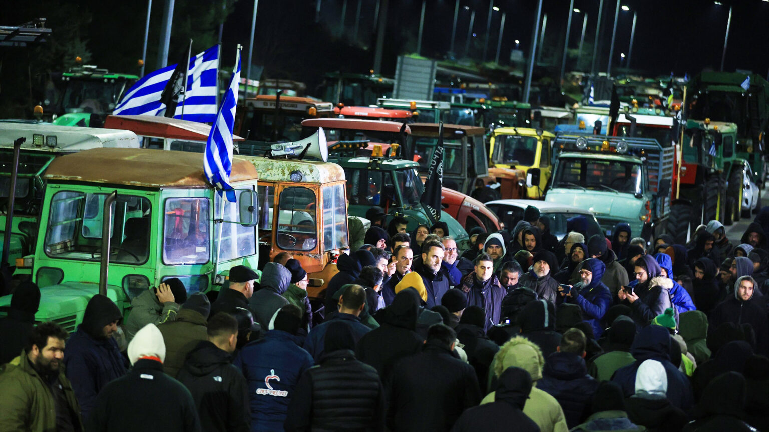 Αγρότες: «Οχι» στο παρά πέντε από τους σκληρούς των μπλόκων – Το παρασκήνιο της απόφασης