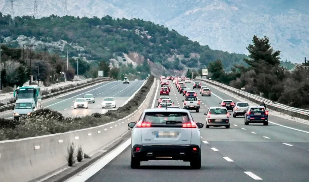 Με αυτή την ταχύτητα στην Εθνική Οδό χάνεις το δίπλωμα – Χωρίς δεύτερη ευκαιρία