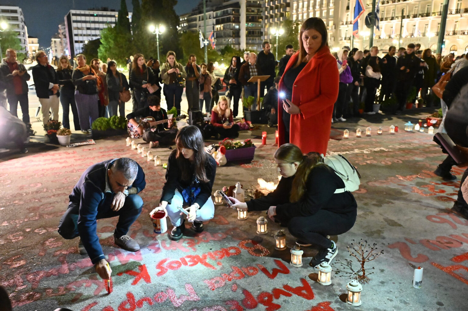 Γιατί ένα «καθαρό» πρόσωπο τρομοκρατεί το πολιτικό κατεστημένο