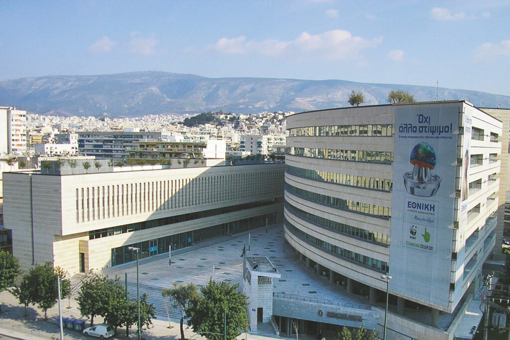 Εθνική Ασφαλιστική: 516 εκατ. € σε “2+1 πράξεις”. Και όλοι κάνουν πως δεν άκουσαν.