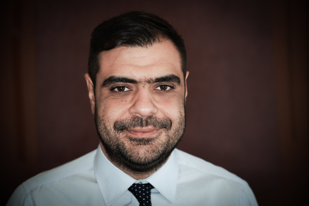 Τι ομορφάντρας είναι αυτός!!!!