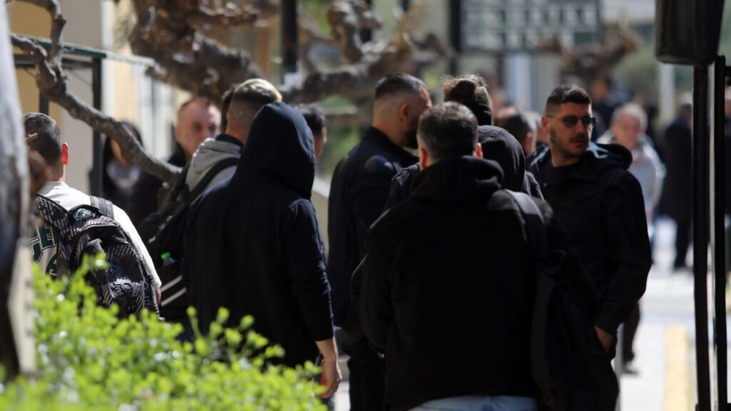 Απολογούνται οι συλληφθέντες για το κύκλωμα παράνομου τζόγου – Στο μικροσκόπιο κέρδη, ακίνητα και κρυπτονομίσματα