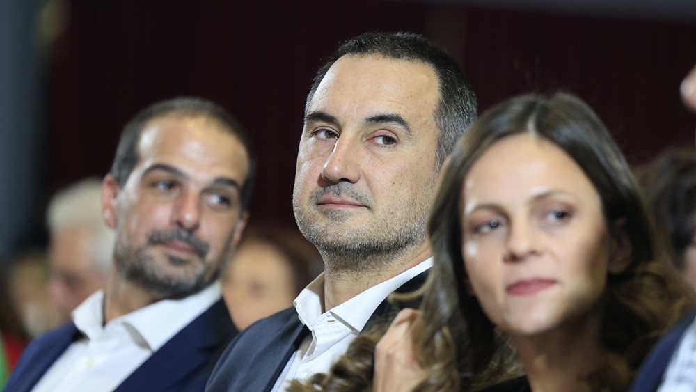 Η ΝΕΑΡ έφαγε τα παιδιά της