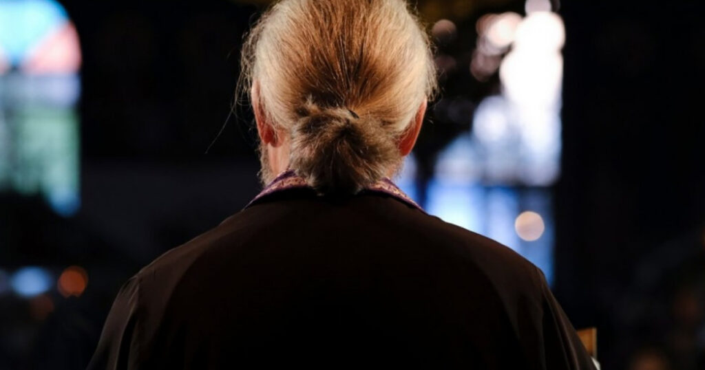 Θεσσαλονίκη: όταν το ράσο έγινε εργαλείο αρπαγής και η πίστη μετατράπηκε σε μηχανή εξαπάτησης