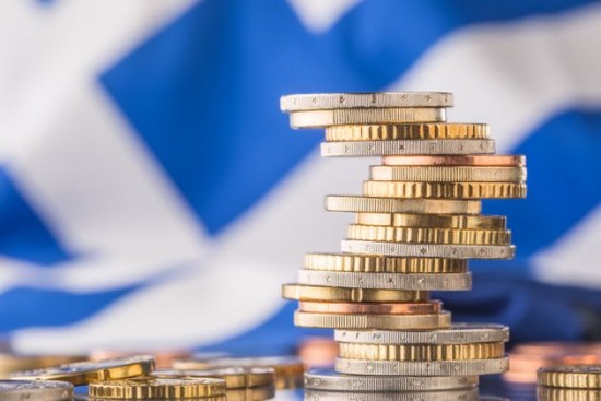 Υπερπλεόνασμα ή δημοσιονομικό ταχυδακτυλουργικό;