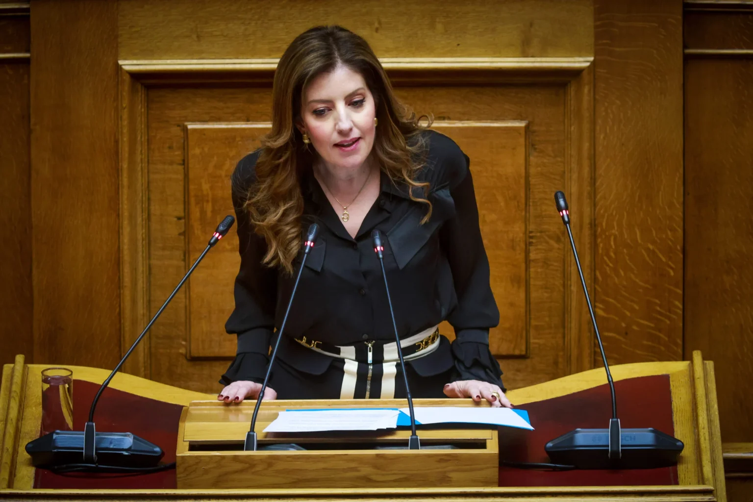 Καραμπατσώλη και «Μαριέττα Γιαννάκου»: Όταν η Εύβοια μένει εκτός, τα «θα» δεν είναι απάντηση