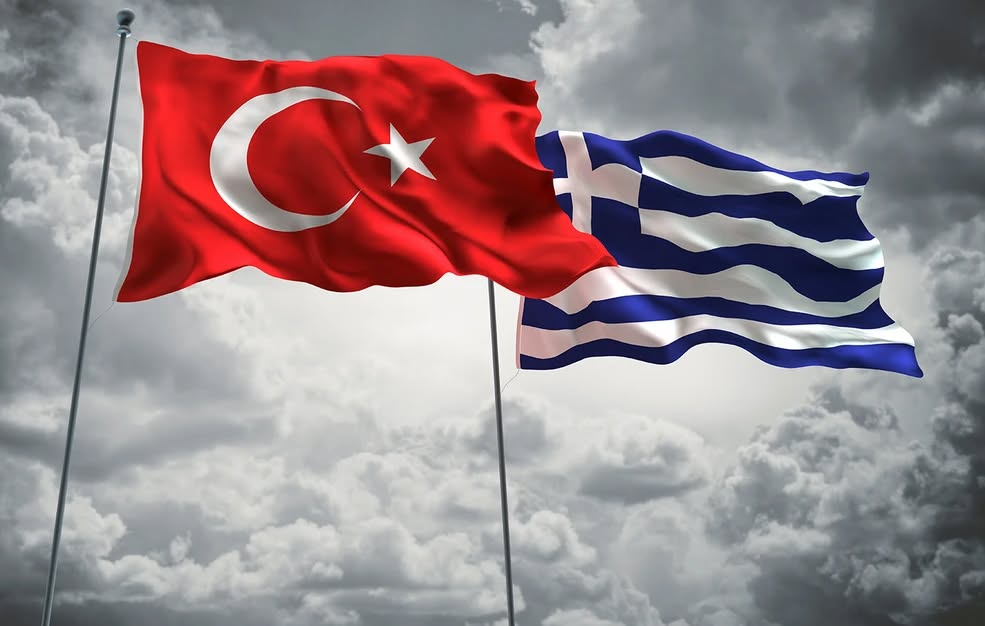 Είναι ωραίο να κυματίζουν δυο σημαίες δίπλα- δίπλα χωρίς να θέλει η μία να κατασπαράξει την άλλη