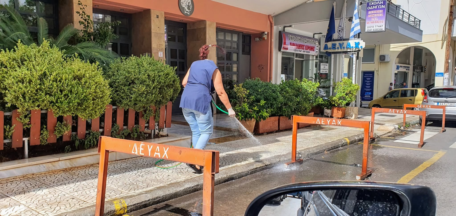 ΔΕΥΑΧ: Η υπηρεσία που πρέπει να προστατεύει το νερό δίνει το χειρότερο παράδειγμα – Καταγγελία για σπατάλη και αδιαφορία από το 2024