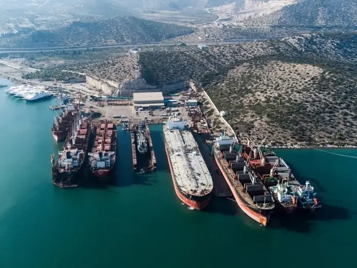 Ναυπηγεία Χαλκίδας: 35 εκατ. στη δεξαμενή, «25 χρόνια» στις υποσχέσεις και η Χαλκίδα ακόμη περιμένει απαντήσεις