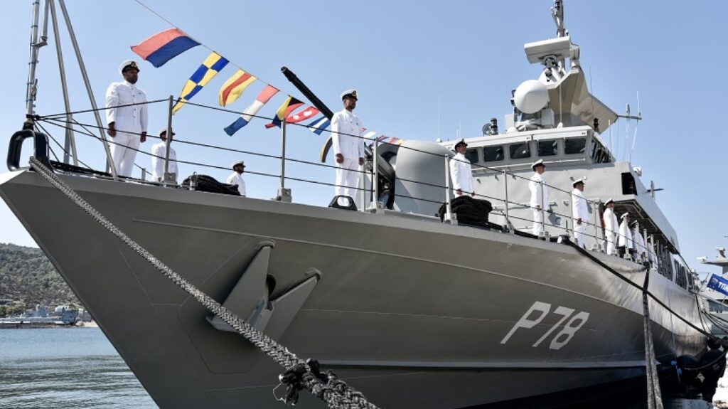 Η πυραυλάκατος «Υποπλοίαρχος Μυκόνιος» έδεσε στη Χαλκίδα – Σήμερα οι τελευταίες επισκέψεις