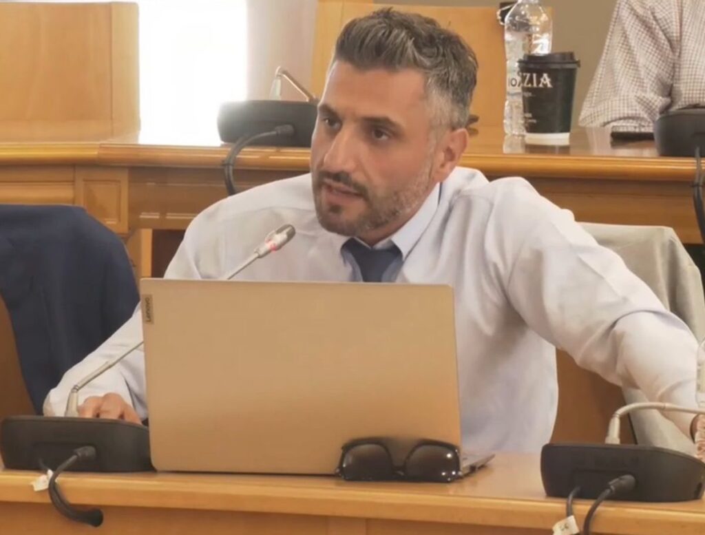 Γιάννης Αλεξίου: «Η Βόρεια Εύβοια δεν χρειάζεται άλλες κορδέλες – Χρειάζεται απαντήσεις»