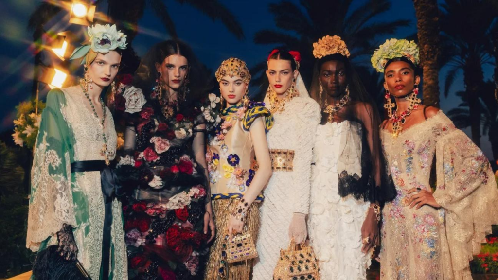Dolce & Gabbana Alta Moda 2026: Ένα ονειρικό ταξίδι στην Ταορμίνα όπου η μυθολογία συνάντησε την υψηλή ραπτική