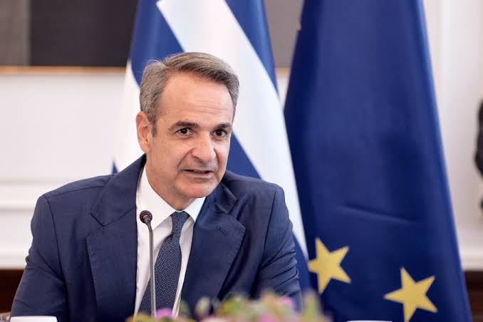 Μητσοτάκης: «Τα έργα μετρούν» – Στην Ιστιαία, όμως, τα μηχανήματα περιμένουν ακόμη νεφρολόγο