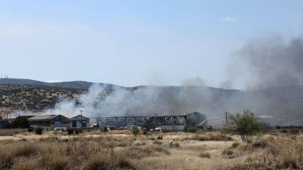 Εννέα φωτιές μέσα σε λίγες ώρες από τους κεραυνούς – Σε επιφυλακή ολόκληρη η Εύβοια