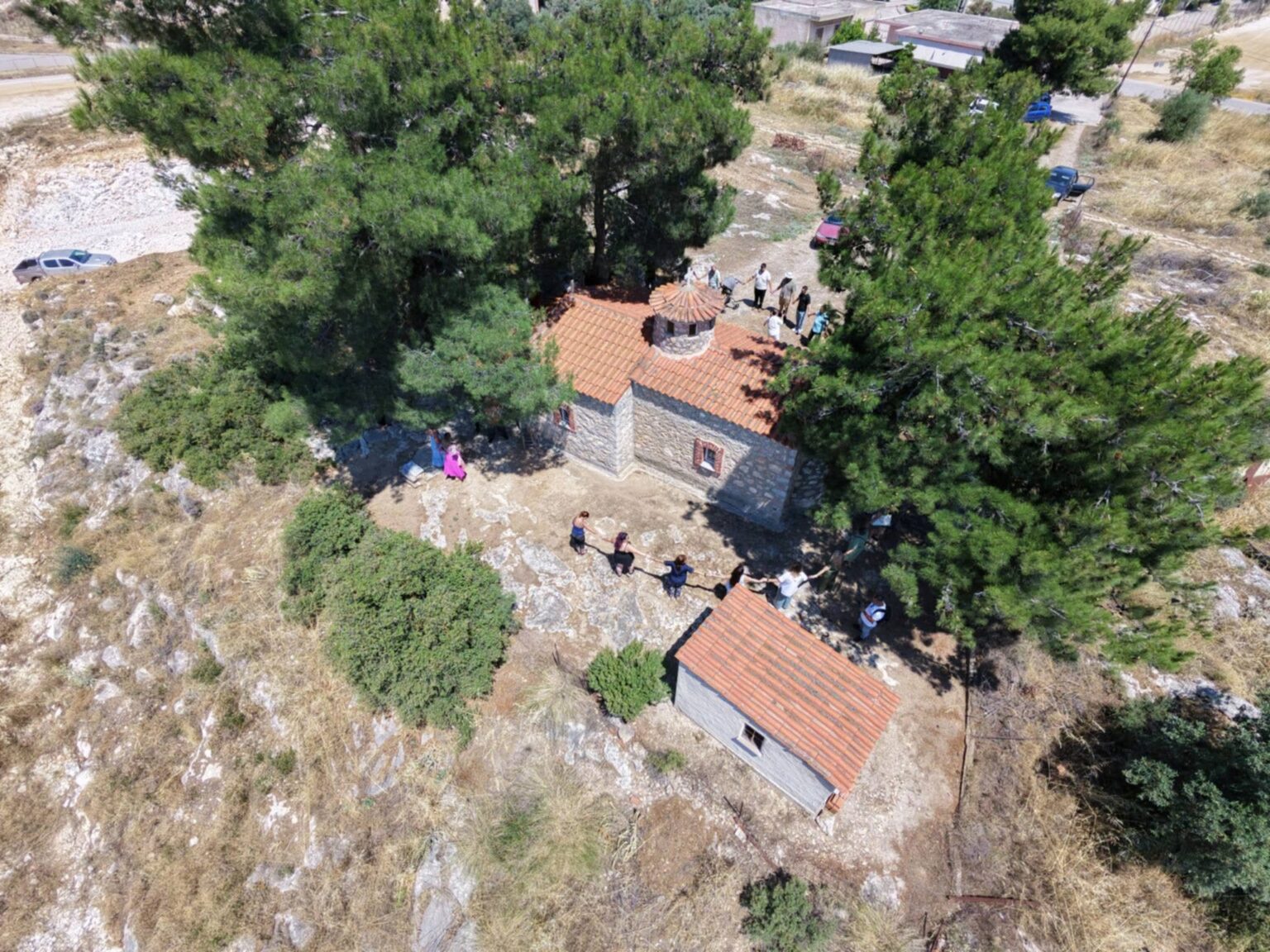 Μενδώνη για Άγιο Γεώργιο Μύτικα: «Δεν αποτελεί μνημείο» – Στον αέρα η σωτηρία του ναού