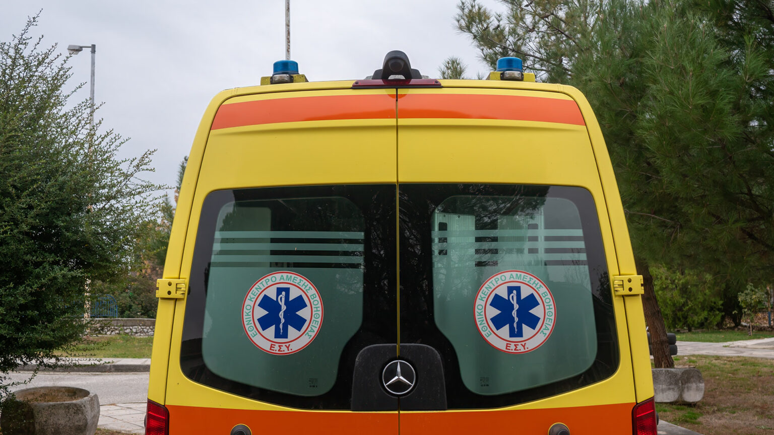 Εύβοια: Ι.Χ. ξέφυγε από την πορεία του και κατέληξε σε μάντρα – Ένας τραυματίας
