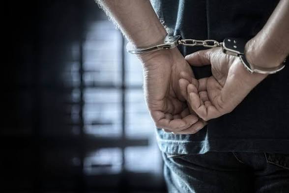 Απειλές κατά ελεγκτών της ΑΑΔΕ στην Καβάλα – Συνελήφθη άνδρας από τη Θάσο
