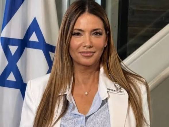 Η πρέσβης με το βιογραφικό των εξοπλισμών – Ήρθε να μας δείξει την «όμορφη πλευρά» του Ισραήλ