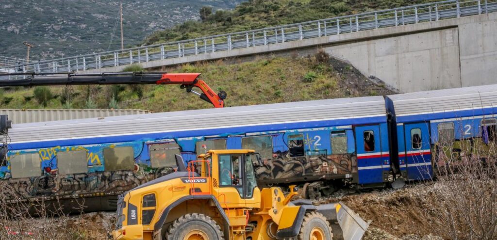 Τέμπη: 178.560 ευρώ σε εταιρεία που συστάθηκε μετά τις εργασίες – Το πόρισμα που αναμένεται