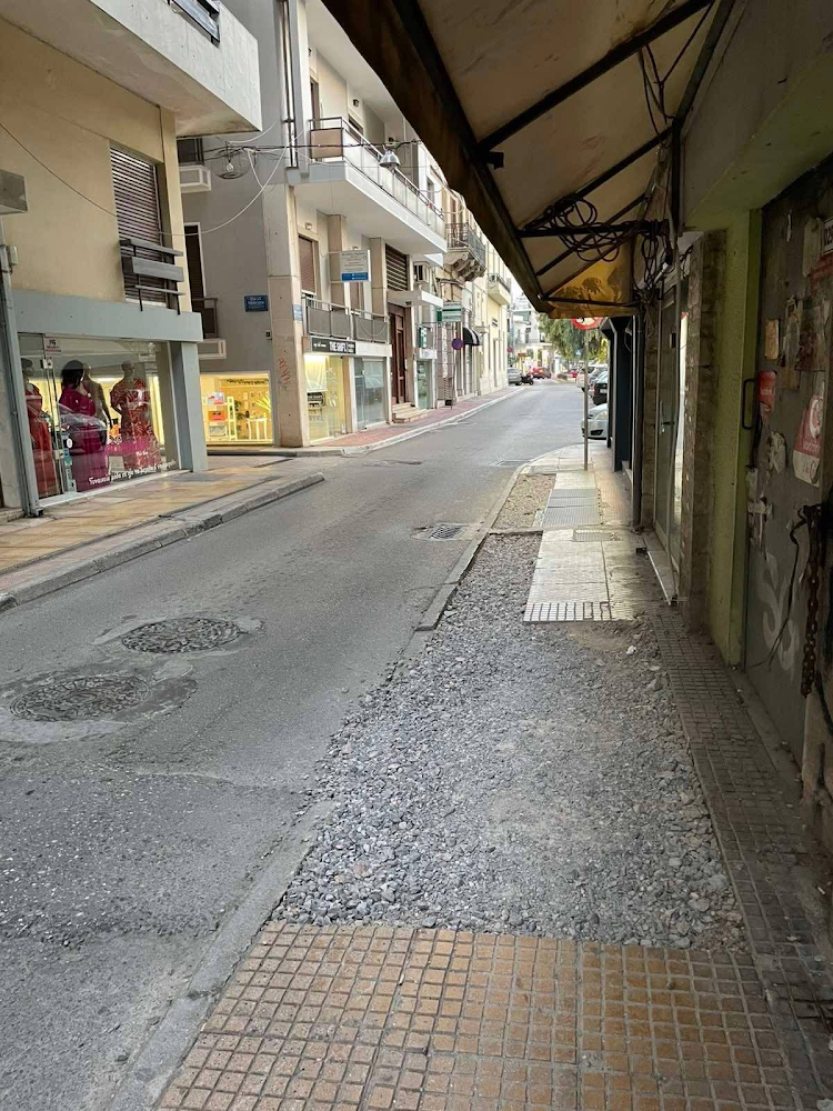 Παγίδα για πεζούς στη συμβολή Κακαρά και Τσιριγώτη