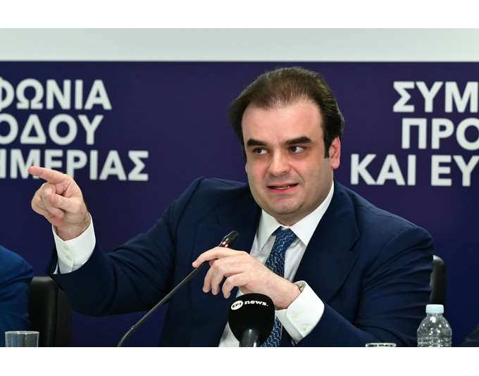 Δημόσιοι υπάλληλοι: Τα «500 ευρώ» έγιναν 257 στην τσέπη και βαφτίστηκαν… 13ος μισθός