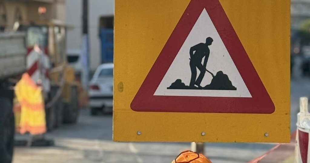 Χαλκίδα: Ο Αύγουστος τελείωσε, τα έργα στη Φαρμακίδου συνεχίζονται