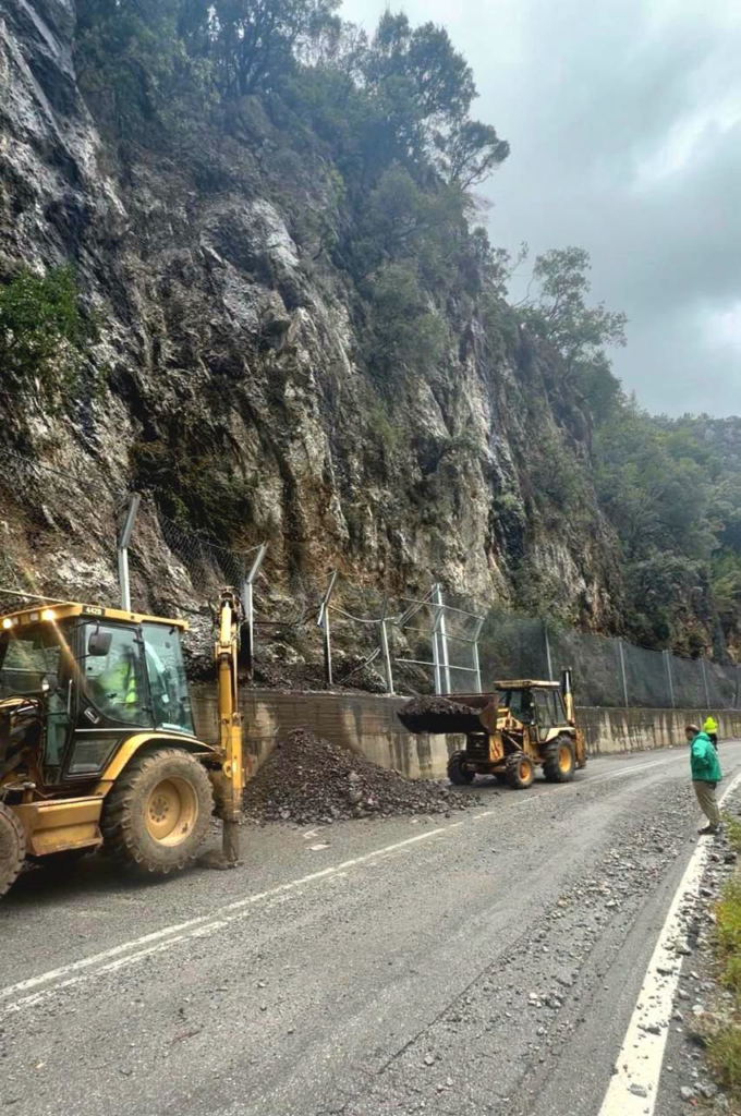 Εύβοια: Λιγότερα συγχαρητήρια στον εαυτό σας, περισσότερες απαντήσεις στους πολίτες