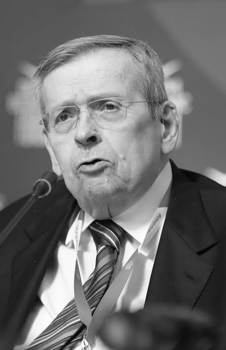 Στέφανος Μάνος: Η Ελλάδα που τιμωρεί όσους της λένε την αλήθεια