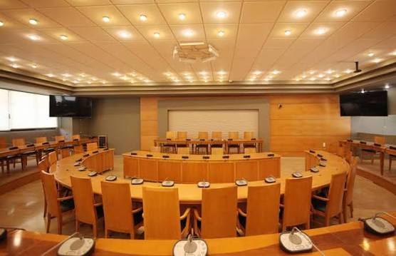 Λαμία: Προϋπολογισμός, δημοτική περιουσία και σχολικοί τροχονόμοι στο Δημοτικό Συμβούλιο