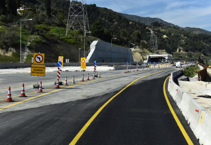 Μπράλος–Άμφισσα: Κλείδωσε χρηματοδότηση 62,25 εκατ. ευρώ για τις δίδυμες σήραγγες
