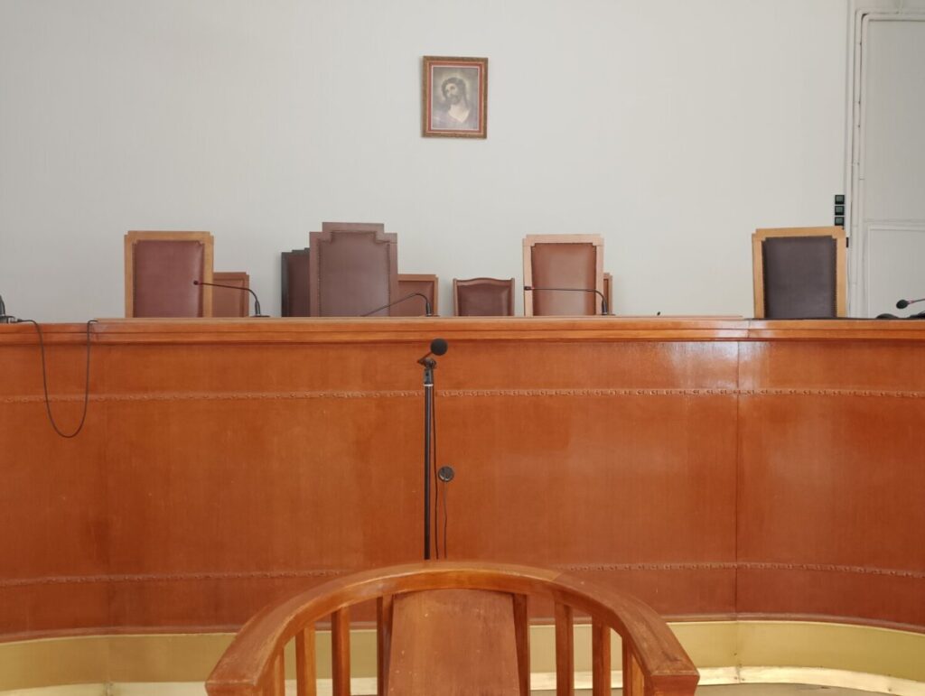 Από τις 50.000 στις 268.000 ευρώ: Τα ερωτήματα πίσω από μια αναστολή εκτέλεσης στη Λάρισα