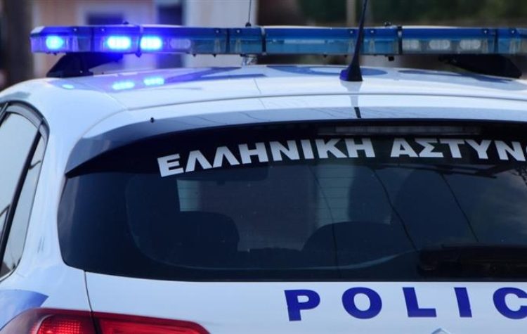 Χαλκίδα: Επεισόδιο στο αστυνομικό τμήμα με 34χρονο – Στο νοσοκομείο ο ίδιος και ένας αστυνομικός