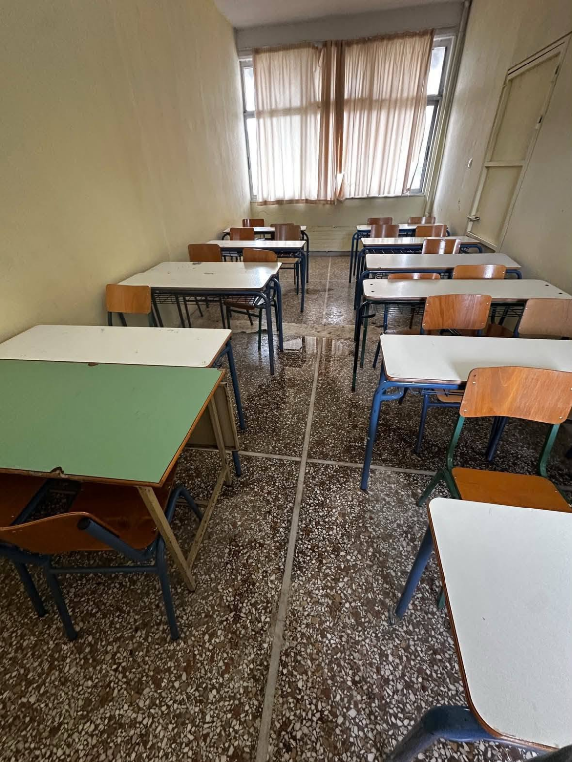 ΕΠΑΛ Χαλκίδας: «Ντρέπομαι» δηλώνει η Ελένη Κούτρα – Ο Δήμος θα απαντήσει για την ασφάλεια των μαθητών;