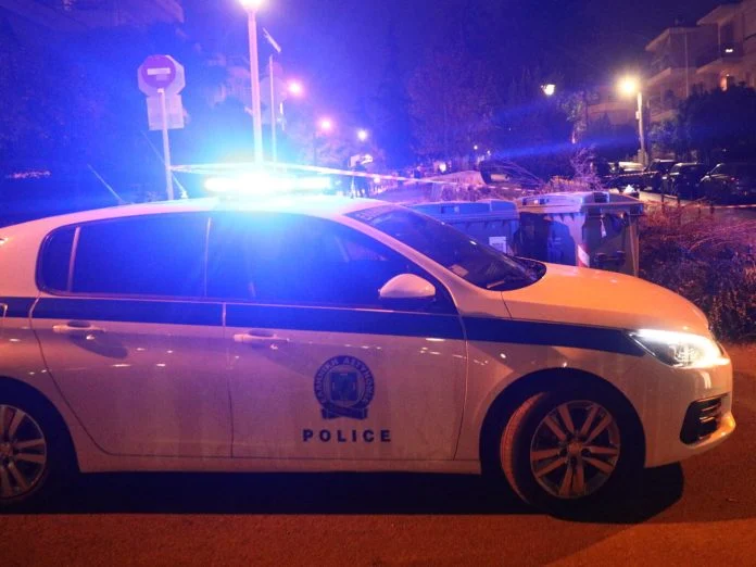 Μενίδι: Έρευνα για τον θάνατο 89χρονης στο σπίτι της – Προσήχθη ο γιος της